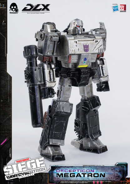 DLX Megatron - Transformers: War for Cybertron Trilogy