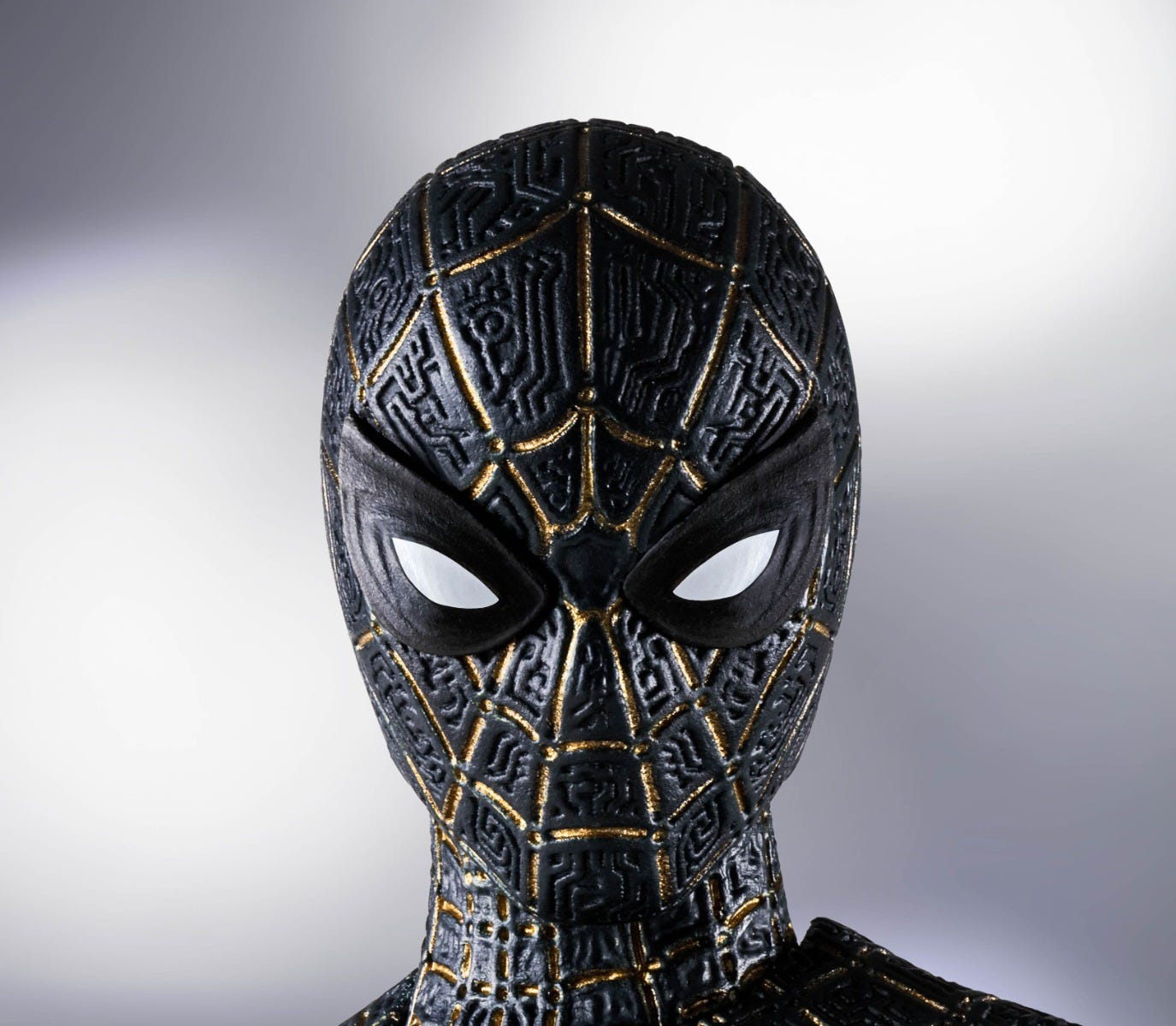 S.H.Figuarts Spider-Man No Way Home Black and Gold Suit